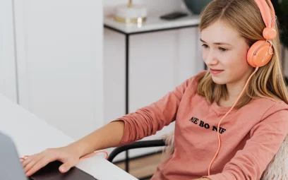 Utiliser les podcasts pour enrichir vos cours particuliers à Roanne