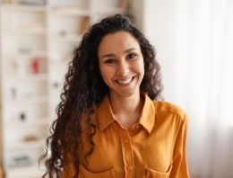 Syrielle, professeur de maths au collège à Roanne